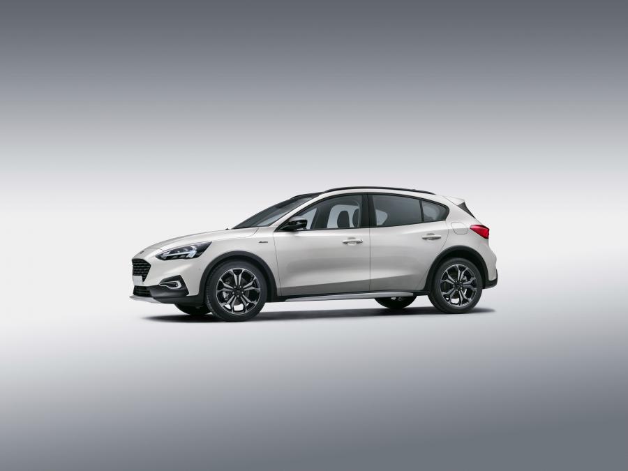  Ford Focus Active 2018 года  (WW) (фото 8 из 43)